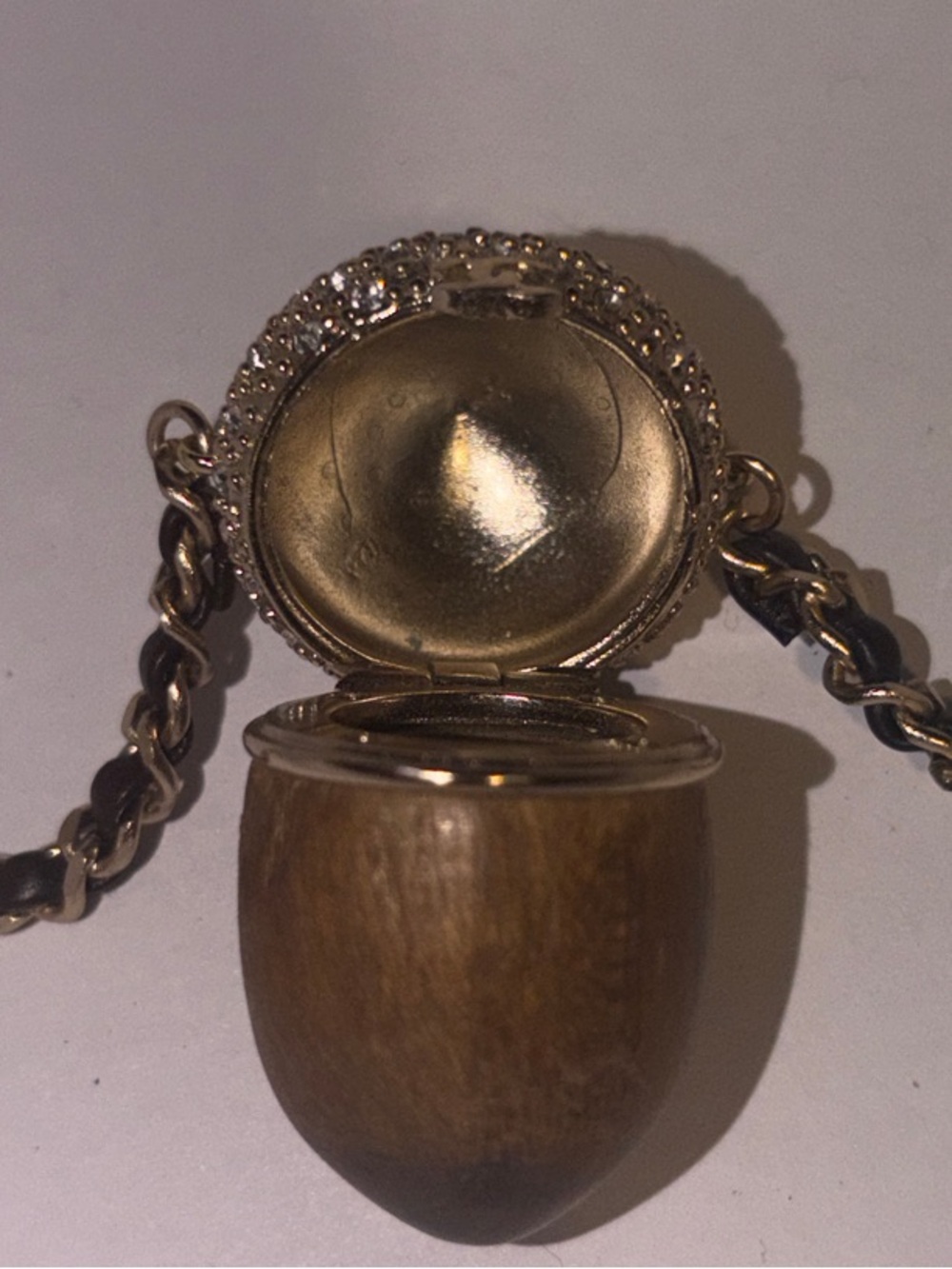 🪩 🥜🐿️   🆕 CC Crystal Wooden Acorn Pendant chain necklace 🐿️ 🪩 - Picture 4 of 15